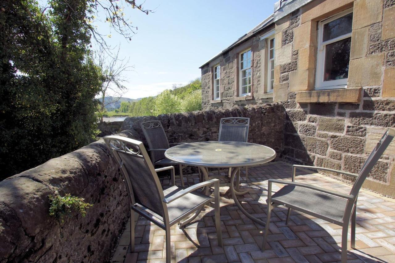 Comrie Old Schoolhouse Villa Exterior photo